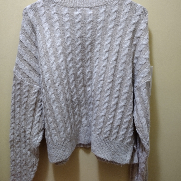 House of Harlowe Knit Sweater XS - Picture 2 of 3